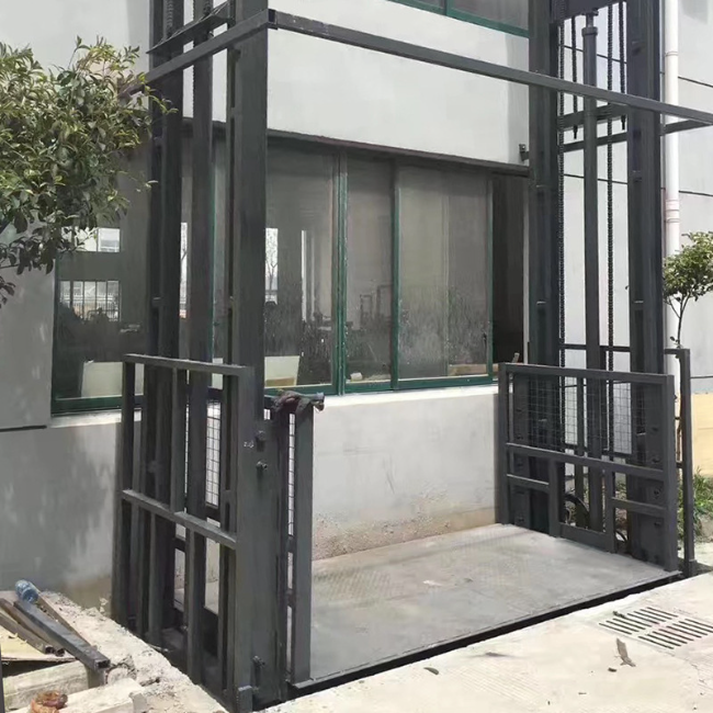 峨蔓镇5吨室外升降货梯